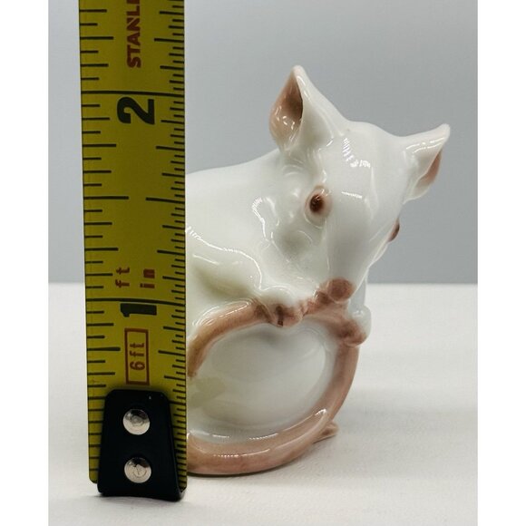 Bing & Grondahl White Mouse Tail in Mouth 2.25 inch #1728 Dahl Jensen Denmark - Picture 7 of 7